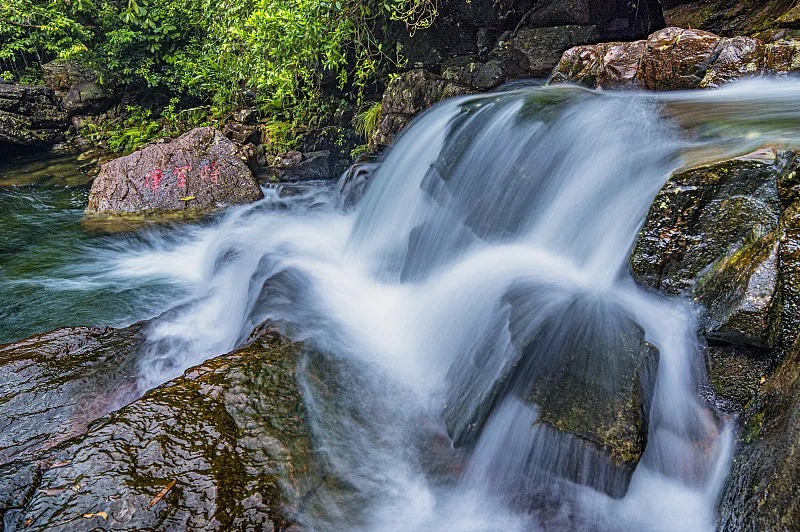 10bba0c522a5f8b05a83249298e522c1