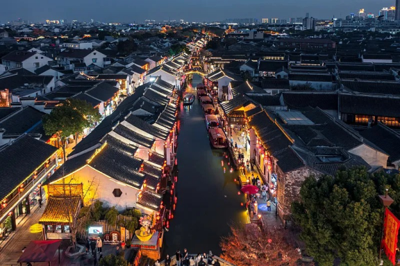 7-Day Jiangnan Water Town Culture Leisure Tour in Suzhou